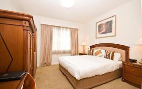 Country Plaza Motel